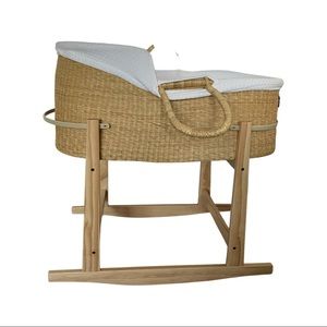 Design Dua Signature Basinet and Stand
